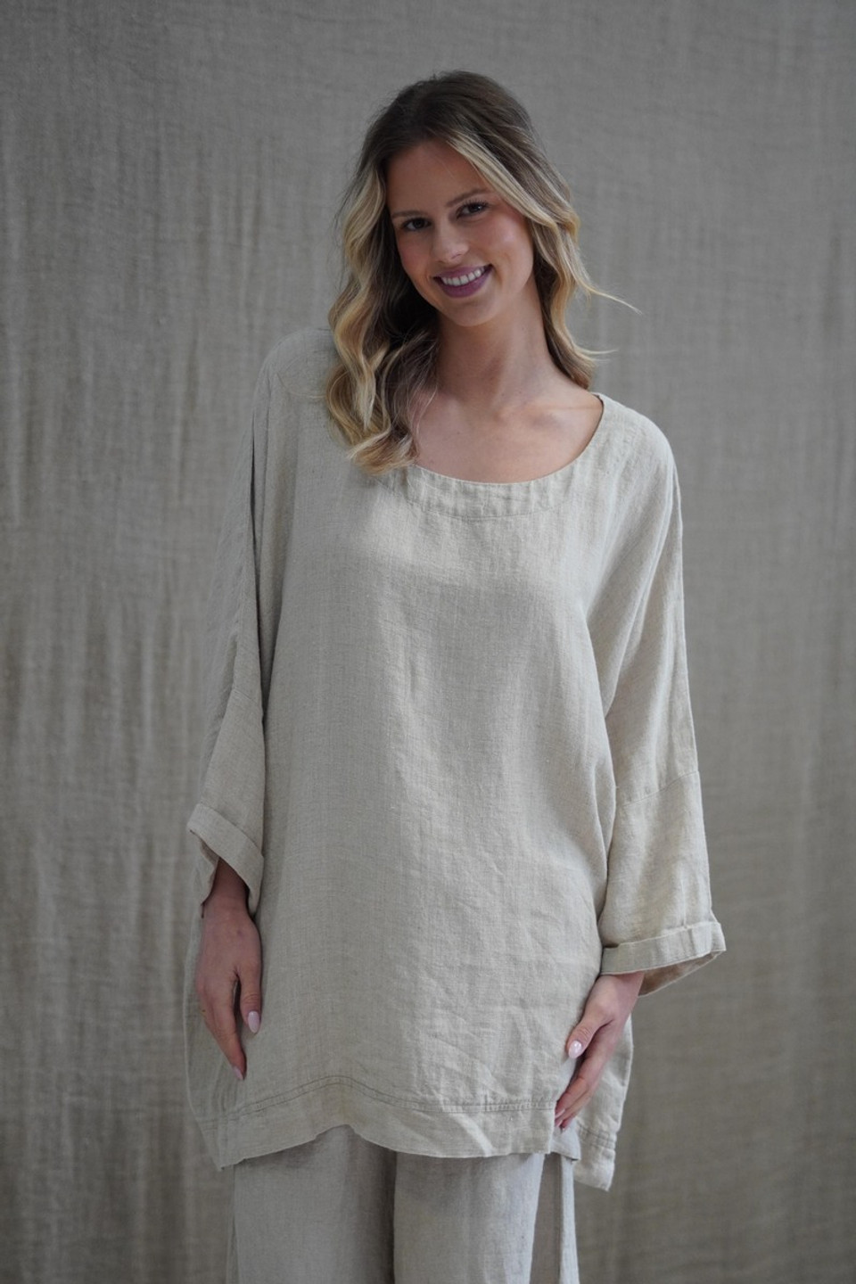 Lia Oversized Top with Sleeves