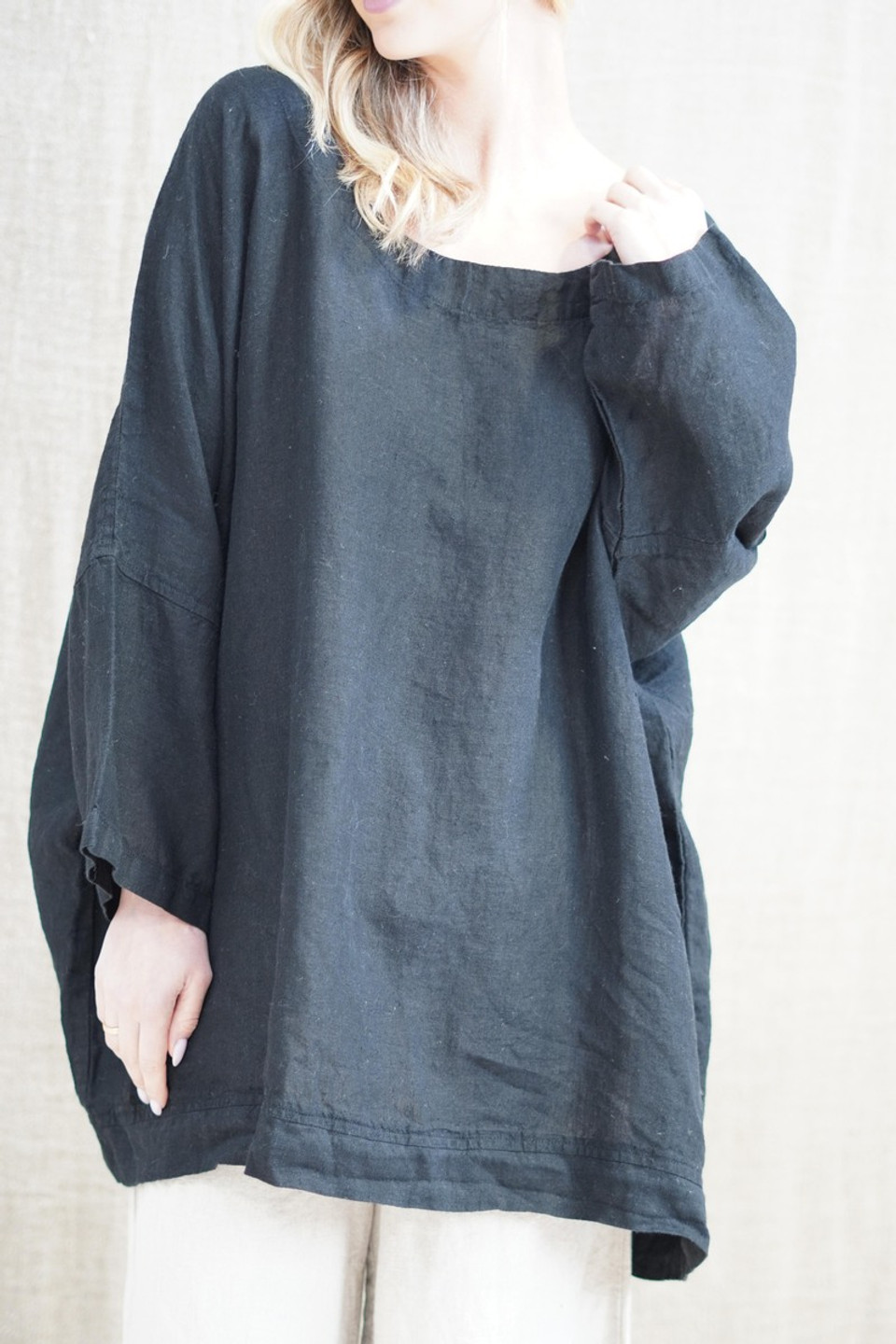 Lia Oversized Top with Sleeves