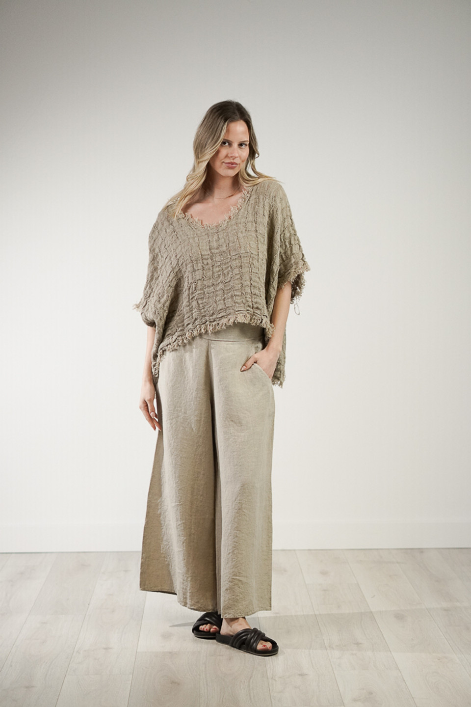 Sarita Linen Top