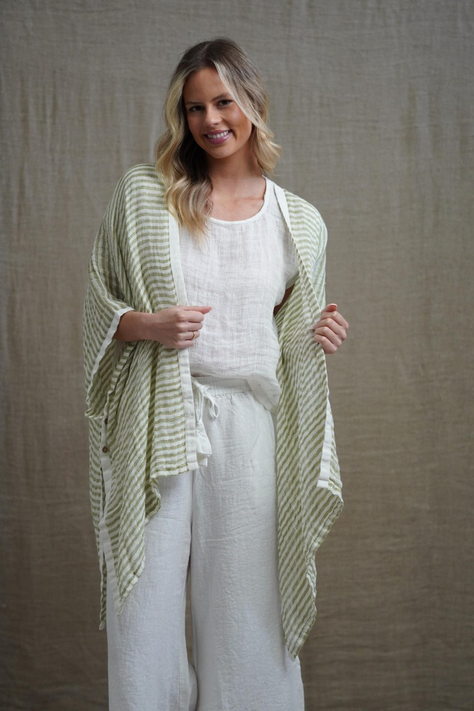 Carmen Linen Cardigan