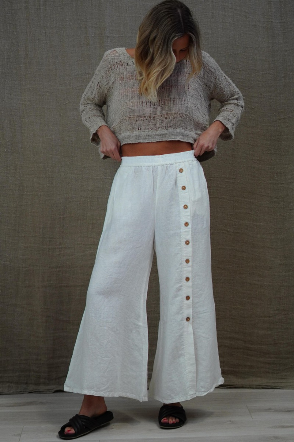 Bruna Button Wide Legged Pants