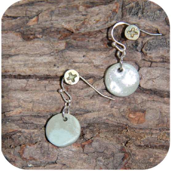 Timeless clay artistry with a modern gold or silver touch