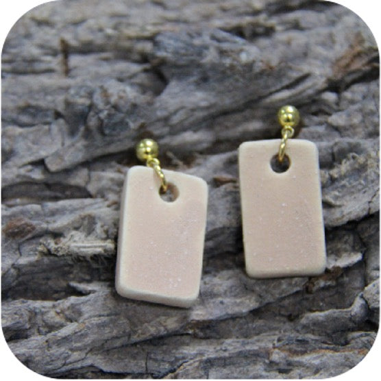 Timeless clay artistry with a modern gold or silver touch