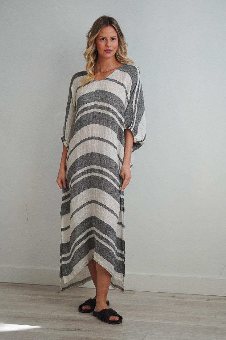 Rosa Elasticised Sleeves Kaftan