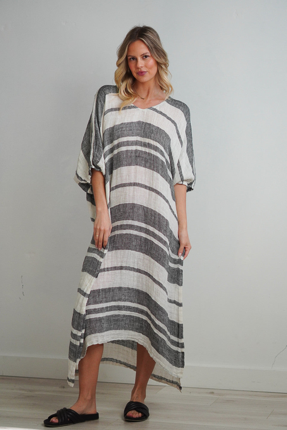 Rosa Elasticised Sleeves Kaftan